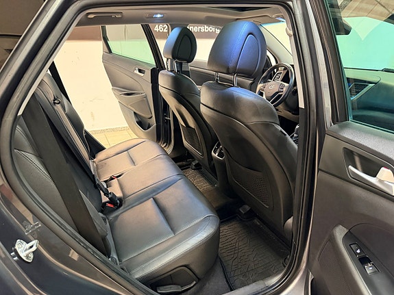 Hyundai Tucson 16 of 16