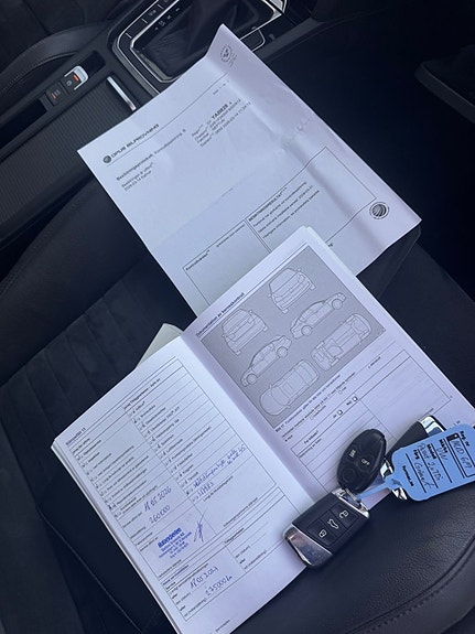 Volkswagen Passat 14 of 16