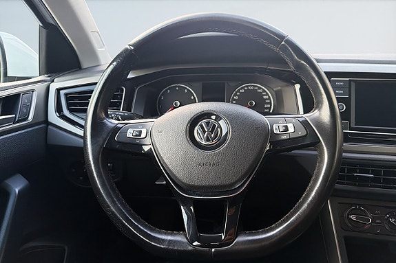 Volkswagen Polo 14 of 17