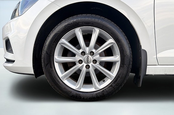 Volkswagen Polo 7 of 17
