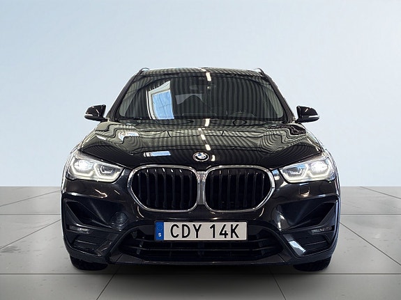 BMW X1 2 of 27