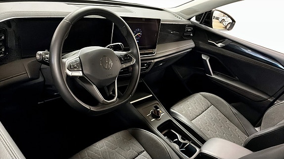 Volkswagen Tiguan 7 of 13