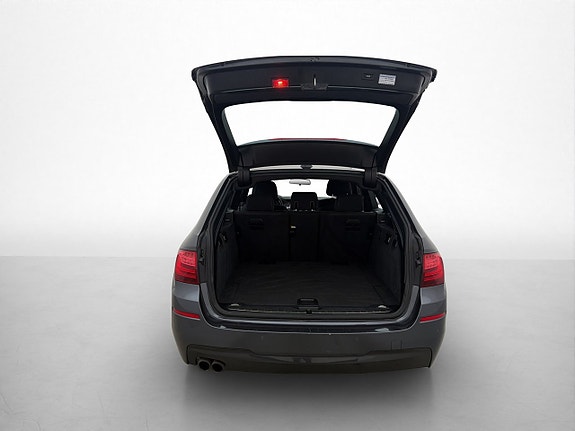 BMW 520d 25 of 29