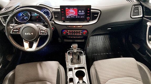 Kia Ceed 4 of 9