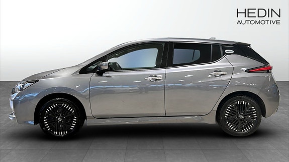 Nissan Leaf 6 of 12