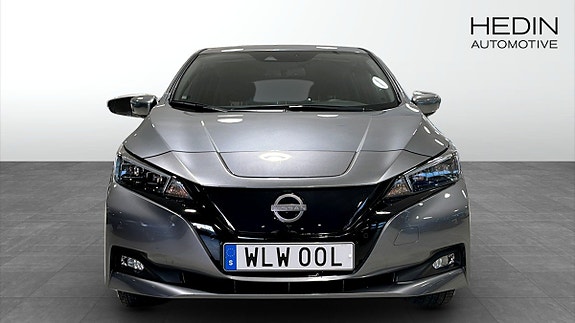 Nissan Leaf 8 of 12