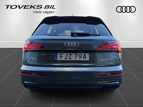 Audi Q5 5 of 22