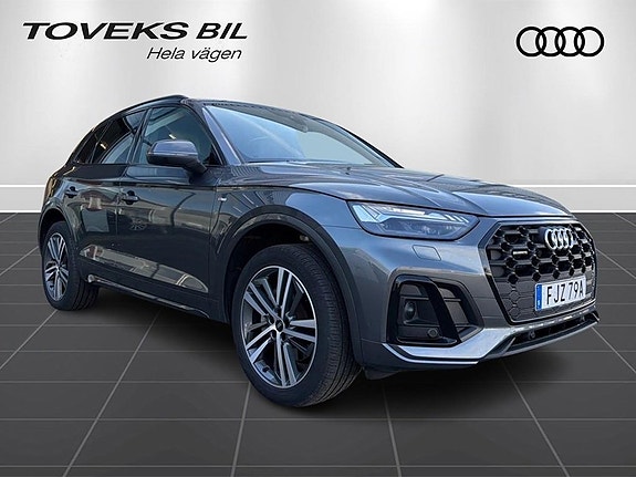 Audi Q5 3 of 22