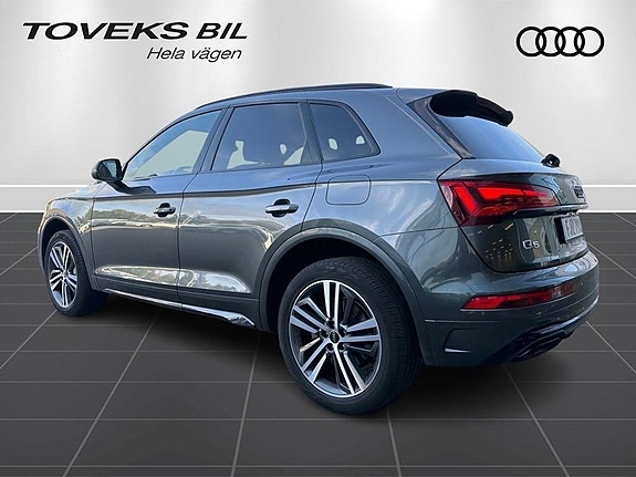 Audi Q5 6 of 22