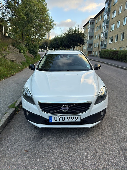 Volvo V40 Cross Country 6 of 6