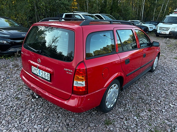 Opel Astra 3 of 21