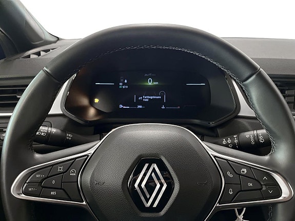 Renault Captur 13 of 19