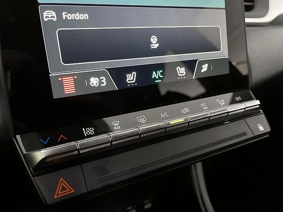 Renault Captur 16 of 19