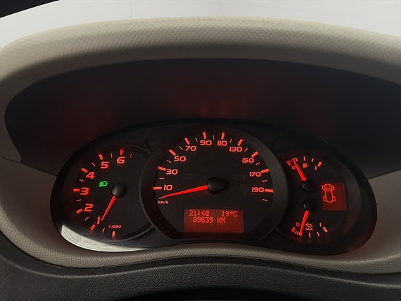Renault Master 19 of 24
