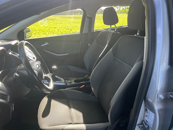 Ford Focus 14 of 16