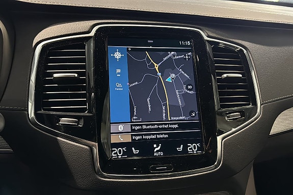 Volvo XC90 19 of 23