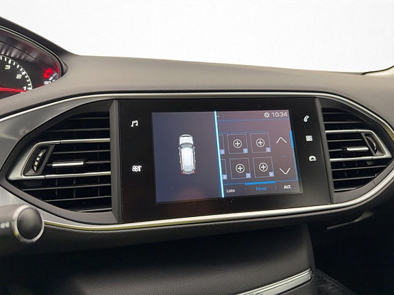 Peugeot 308 SW 20 of 30
