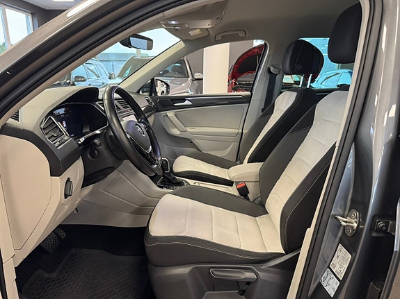 Volkswagen Tiguan 15 of 21