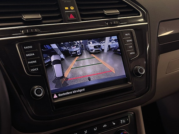 Volkswagen Tiguan 9 of 21