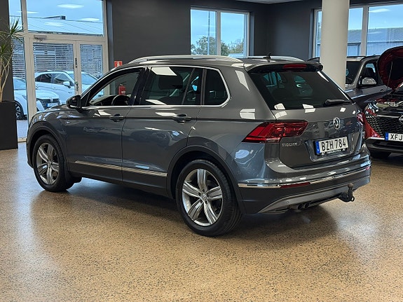 Volkswagen Tiguan 4 of 21