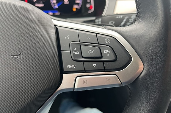 Volkswagen Passat 18 of 18
