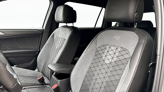Volkswagen Tiguan Allspace 10 of 15