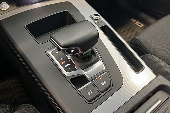 Audi Q5 16 of 16