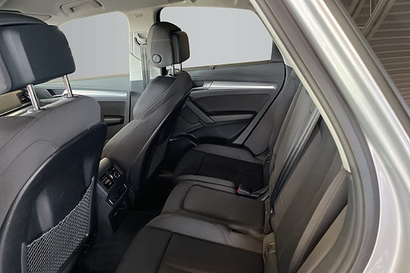 Audi Q5 11 of 16