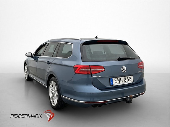 Volkswagen Passat 5 of 30
