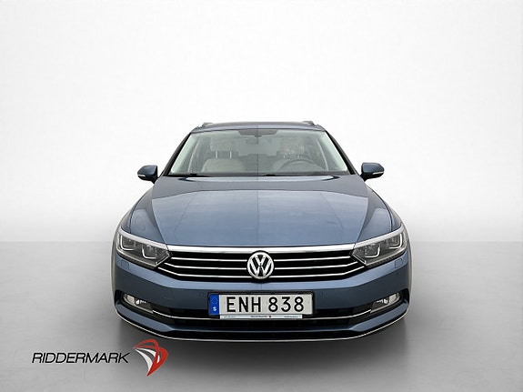 Volkswagen Passat 2 of 30