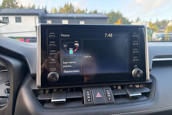Toyota RAV4 15 of 21