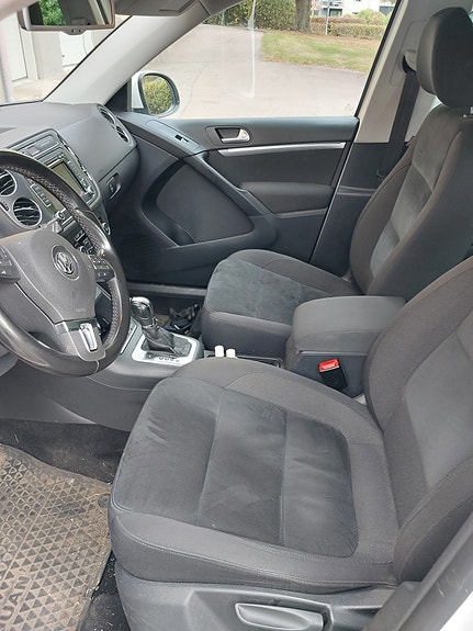 Volkswagen Tiguan 7 of 12