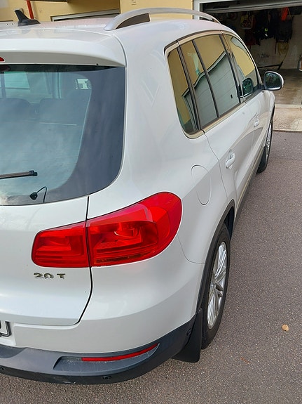 Volkswagen Tiguan 11 of 12