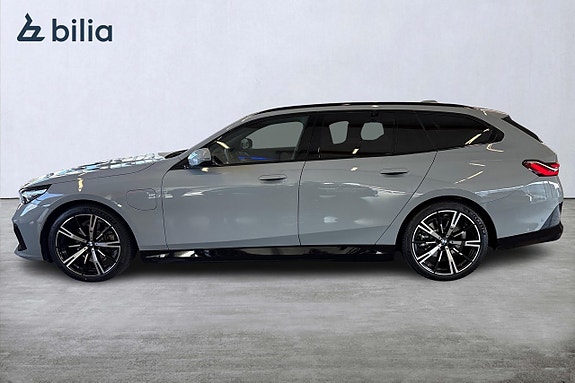 BMW 530e 3 of 18