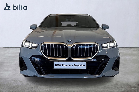 BMW 530e 5 of 18