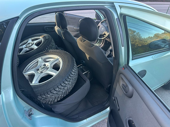 Opel Corsa 8 of 13