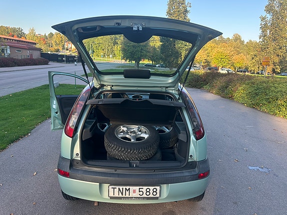 Opel Corsa 9 of 13