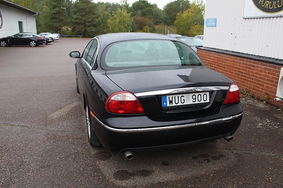 Jaguar S-TYPE 7 of 16
