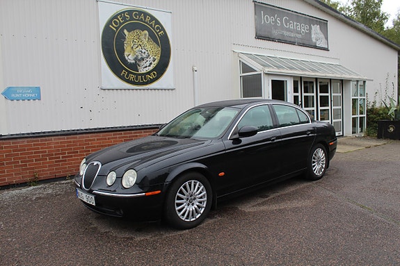 Jaguar S-TYPE 3 of 16