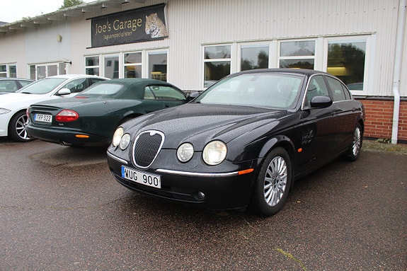 Jaguar S-TYPE 2 of 16