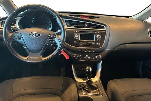 Kia Ceed 11 of 19