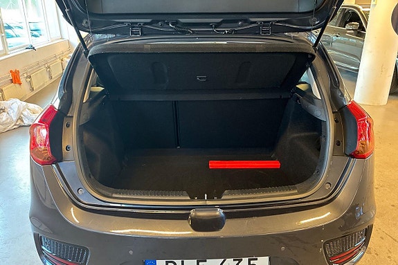 Kia Ceed 19 of 19