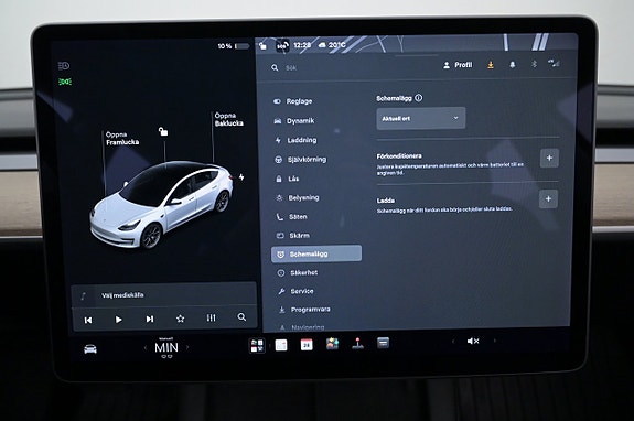 Tesla Model 3 13 of 27