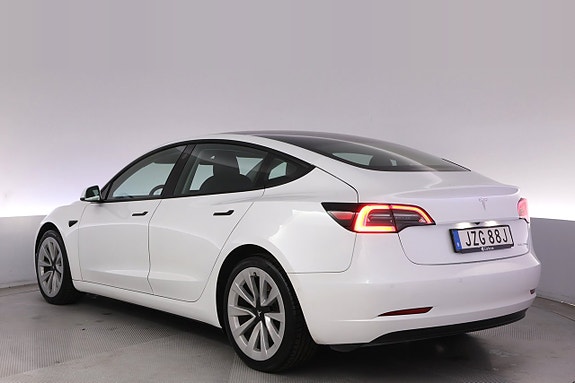 Tesla Model 3 4 of 27
