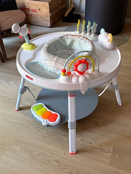 Product image 1 of 4
