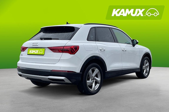 Audi Q3 4 of 5