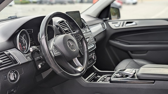Mercedes-Benz GLE350 d 9 of 9