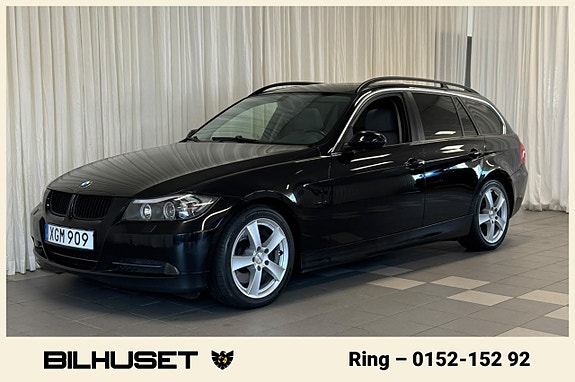 BMW 330i 4 of 19