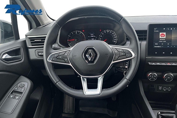 Renault Clio 8 of 20