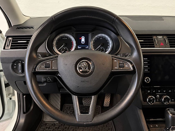Skoda Octavia 10 of 24